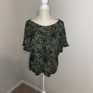 Ann Taylor factory short sleeve style top